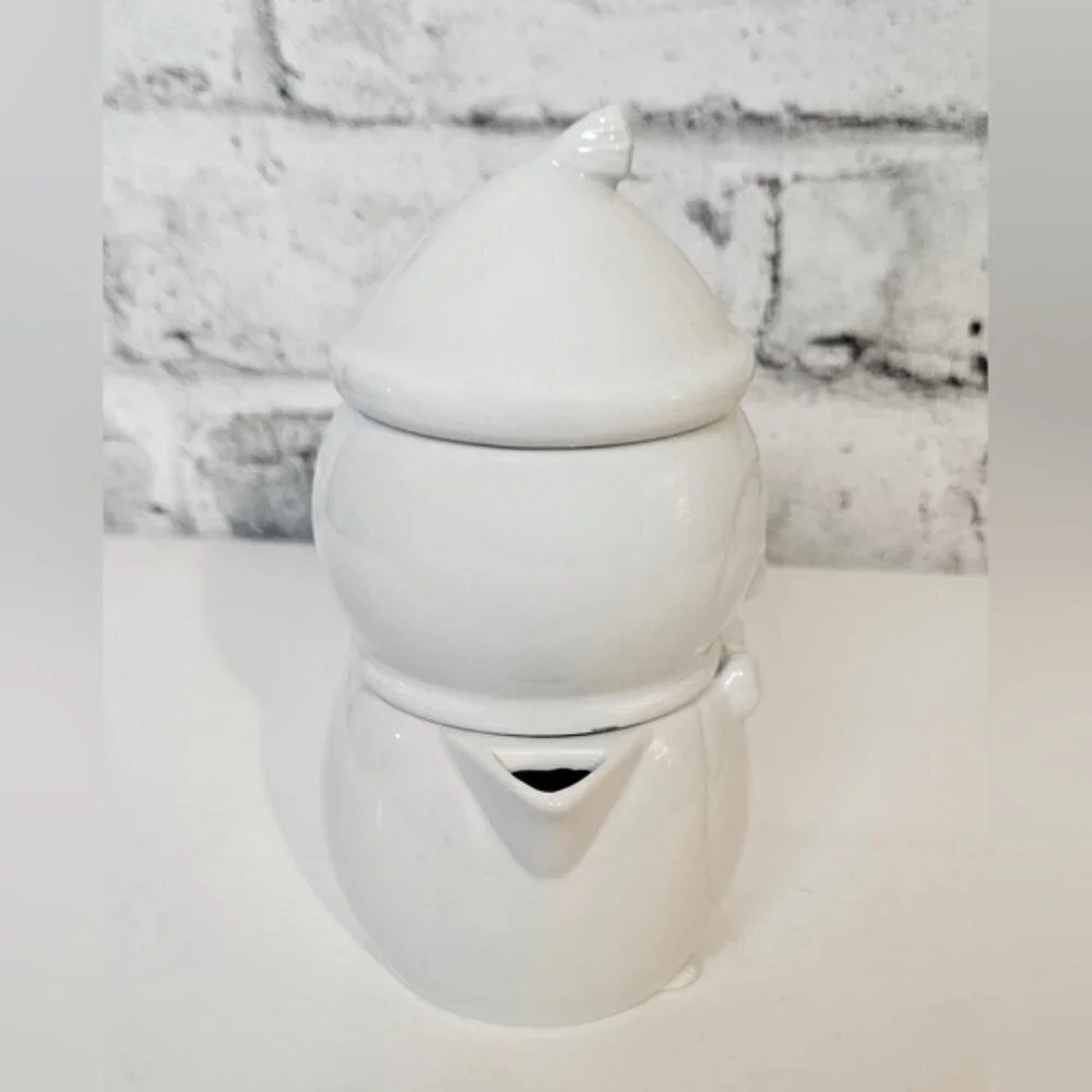 Vintage Penguin Creamer and Sugar Bowl Stacked.